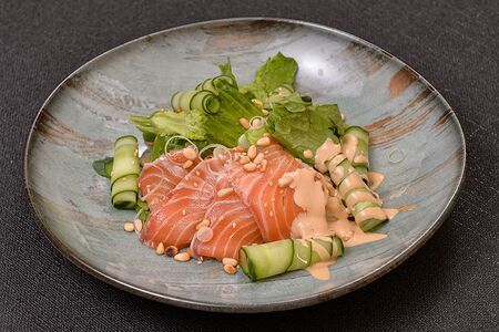 Салат с лососем