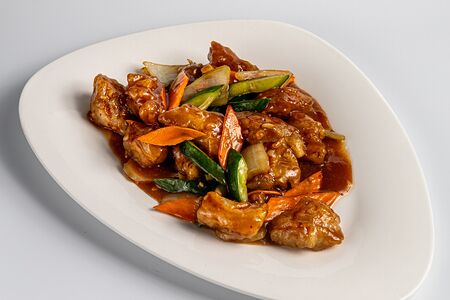 Свинина в карамельно-соевом соусе