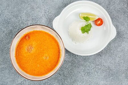 Том ям с курицей