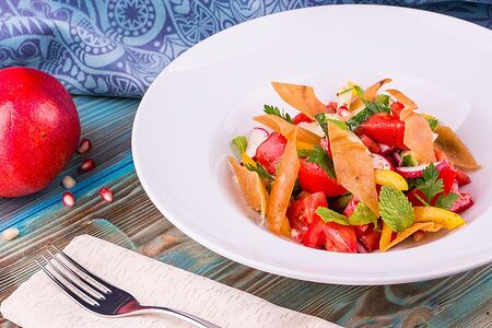 Салат Фатуш