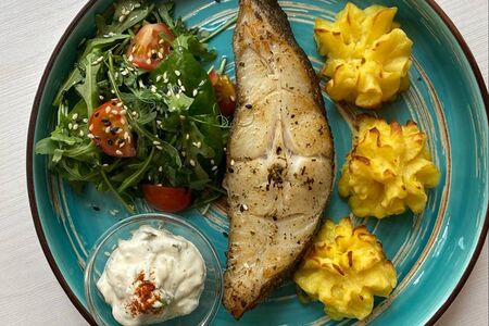 Палтус с картофельными крокетами