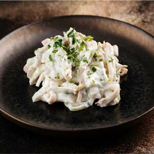 Салат с кальмарами