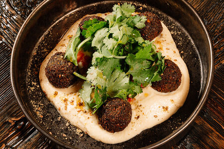 Хумус с фалафелем