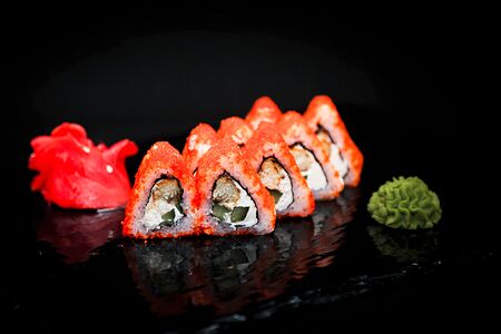 Калифорния с угрем