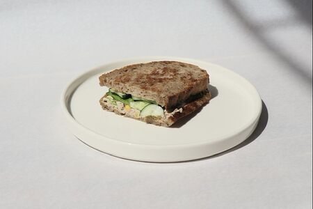 Сэндвич с тунцом