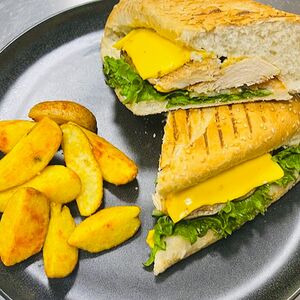 Գրիլ հավով սենդվիչ