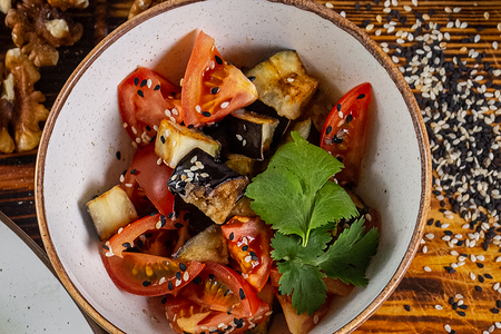 Салат с баклажанами