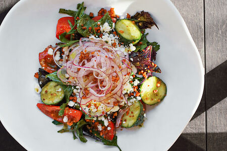 Салат с кавказским песто и чеченской брынзой