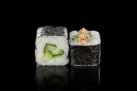 Огурец Маки