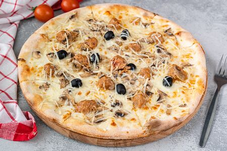 Фирменная пицца Саленто