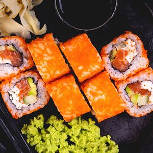 Калифорния с лососем