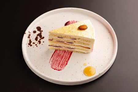 Молочный торт