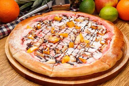 Клубничная сладкая большая