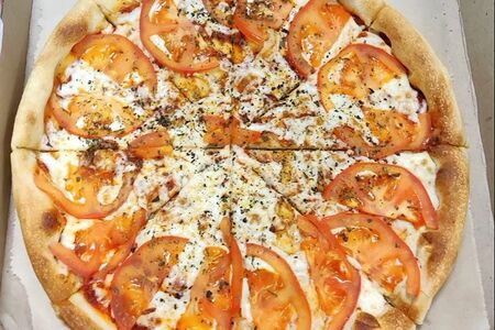 Пицца Чикен томато