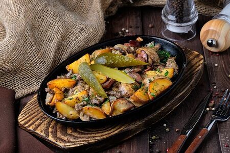 Мясная сковородка