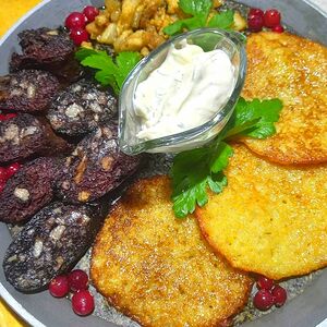 Белорусские лакомства на сковороде