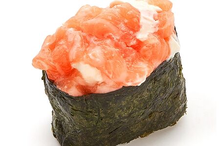 Гункан лосось спайси