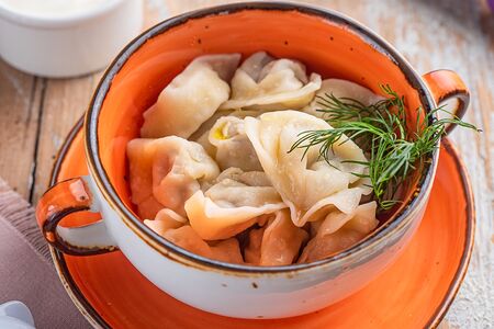 Пельмени ручной лепки с говядиной