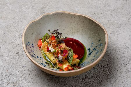 Жареный на огне сулугуни