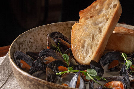 Мидии в сливочном соусе с сыром Горгонзола