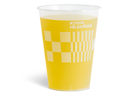 Горячий зеленый чай с лимонником, медом и березовым листом