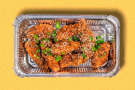 Крылья куриные в ореховом соусе