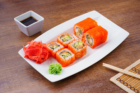 Ролл Калифорния с лососем