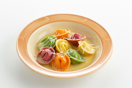 Цветные тортеллини