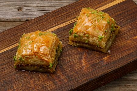 Пахлава с фисташками