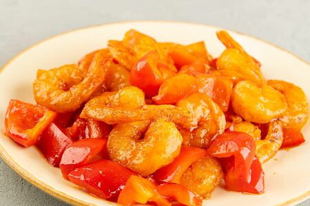 Креветки в кисло-сладком соусе