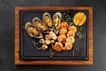 Морепродукты на гриле