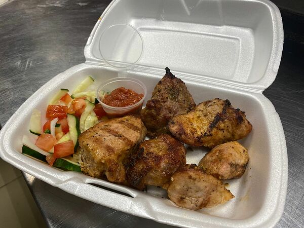 Ем суши ем мясо