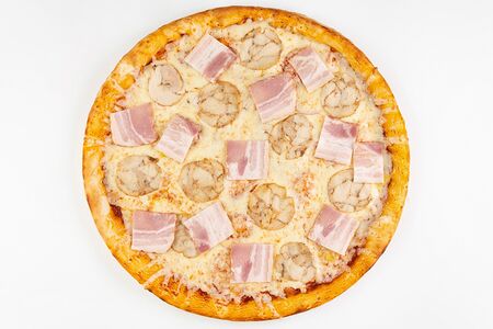 Пицца Римская с беконом