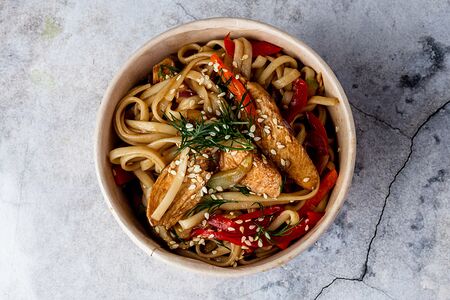 Удон с овощами