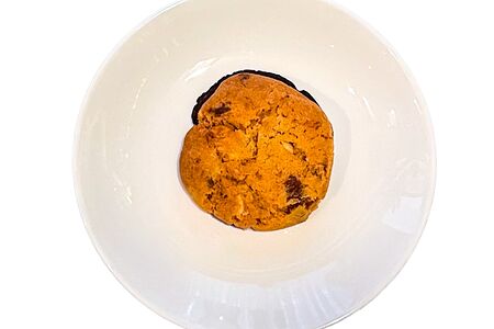 Печенье шоколадное с фундуком