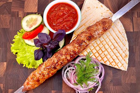 Люля-кебаб из смешанного фарша