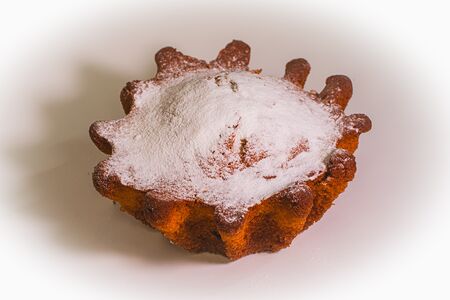 Кекс с изюмом