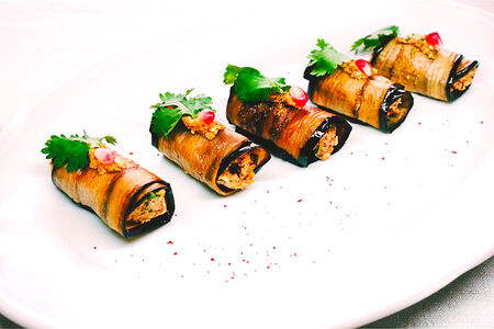 Баклажаны с орехами