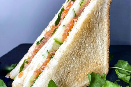 Сэндвич с сёмгой