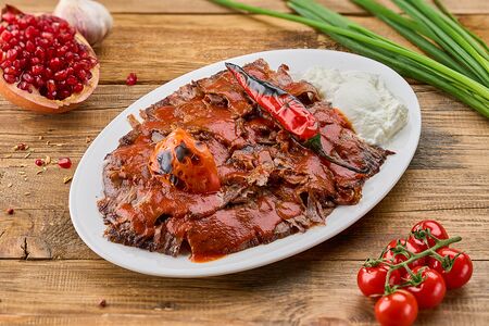 Искандер-кебаб с говядиной Халяль