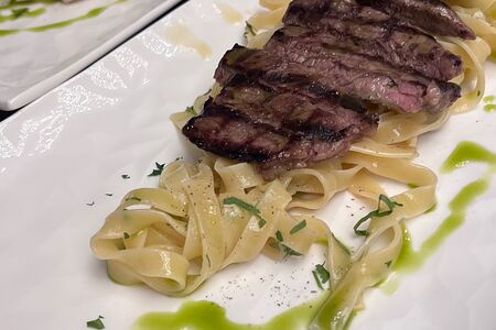 Феттуччине Black Angus