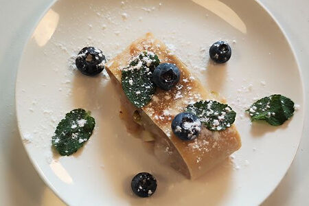 Штрудель Яблоко-вишня 125 гр