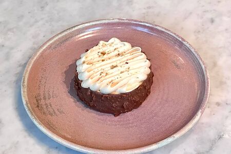 Шоколадно-кофейный бисквит со сметанным кремом