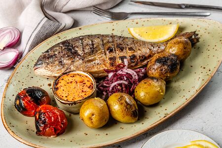 Сибас на мангале