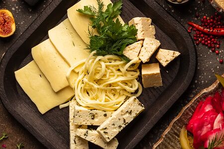 Ассорти кавказских сыров