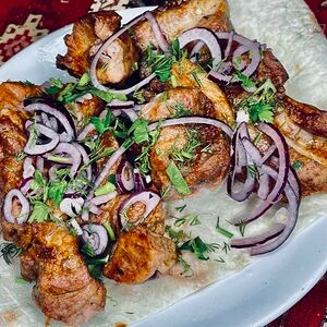 Шашлык из cвинoй шеи