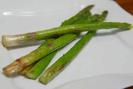 Зеленая спаржа
