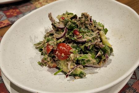 Салат Тбилисури