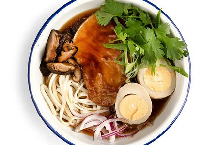 Рамен со свининой