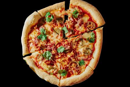 Пицца Бекон с халапеньо